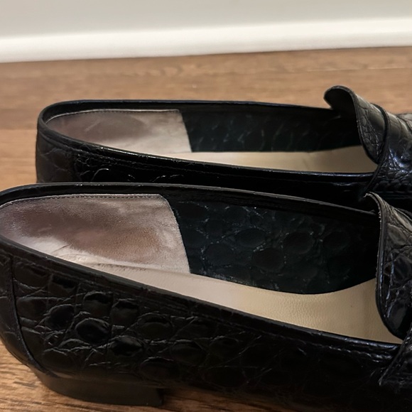 Salvatore Ferragamo | Black Crocodile Pattern Loafers - Picture 6 of 13